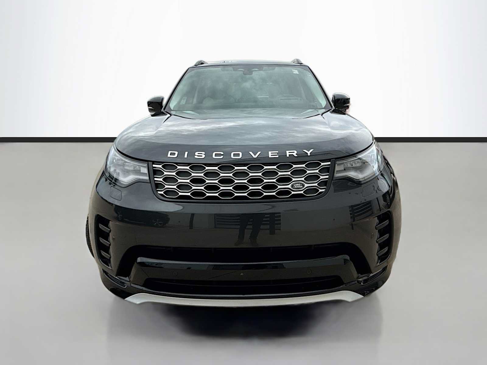 New 2026 Land Rover Discovery Limited Edition AWD/4WD image 2