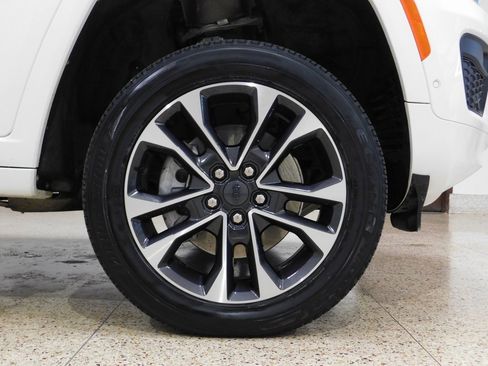 Used 2022 Jeep Grand Cherokee L Overland w/ Luxury Tech Group IV image 99