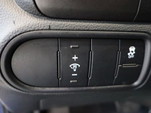 Used 2017 Kia Forte LX image 18