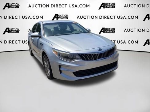 Used 2016 Kia Optima EX FWD image 3