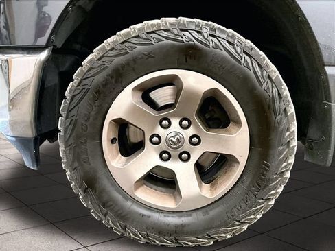 Used 2019 RAM 1500 Tradesman AWD/4WD image 9