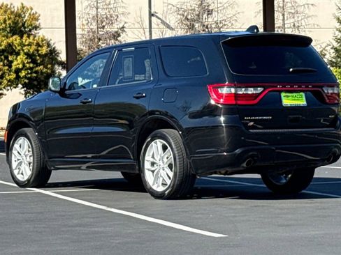 Used 2025 Dodge Durango GT AWD/4WD image 3