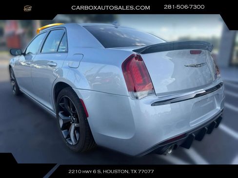 Used 2023 Chrysler 300 Touring w/ Sport Appearance Package RWD image 3