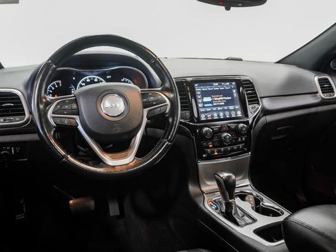 Used 2021 Jeep Grand Cherokee Laredo X image 7