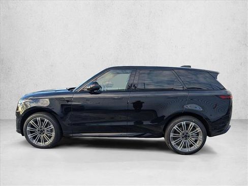 New 2026 Land Rover Range Rover Sport Dynamic SE image 5
