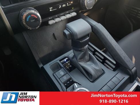 Used 2025 Toyota Tacoma SR5 image 22