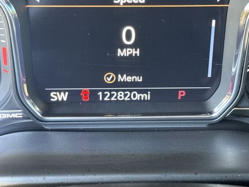 Used 2021 GMC Sierra 2500 Denali w/ Denali Ultimate Package image 21