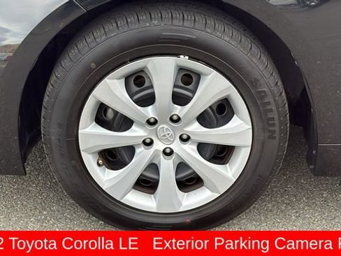 Used 2022 Toyota Corolla LE image 9