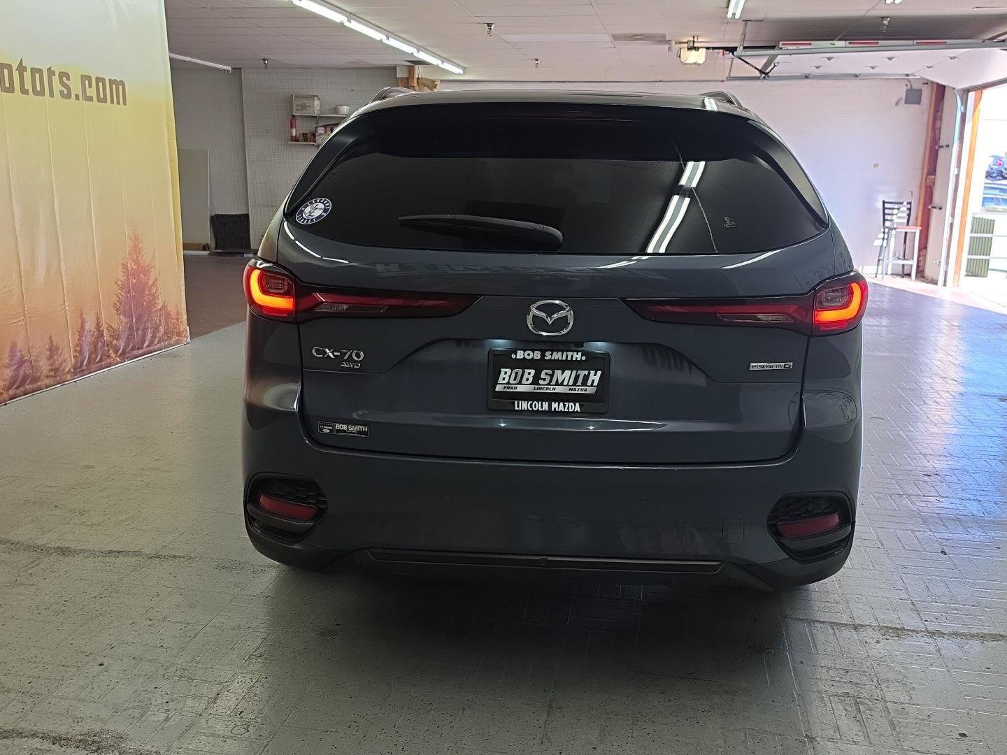 Used 2025 MAZDA CX-70 3.3 Turbo w/ Preferred Package AWD/4WD image 20