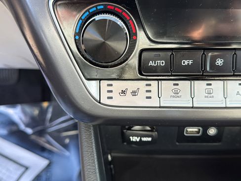 Used 2018 Hyundai Sonata Limited image 19