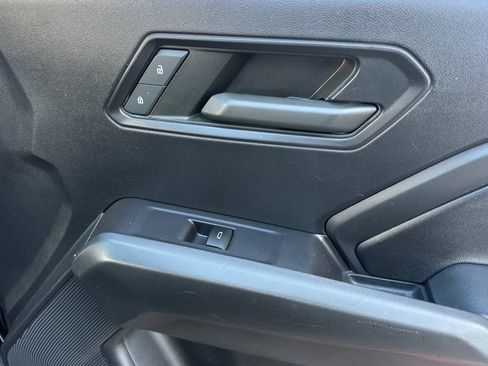 Used 2023 Chevrolet Colorado Trail Boss AWD/4WD image 21