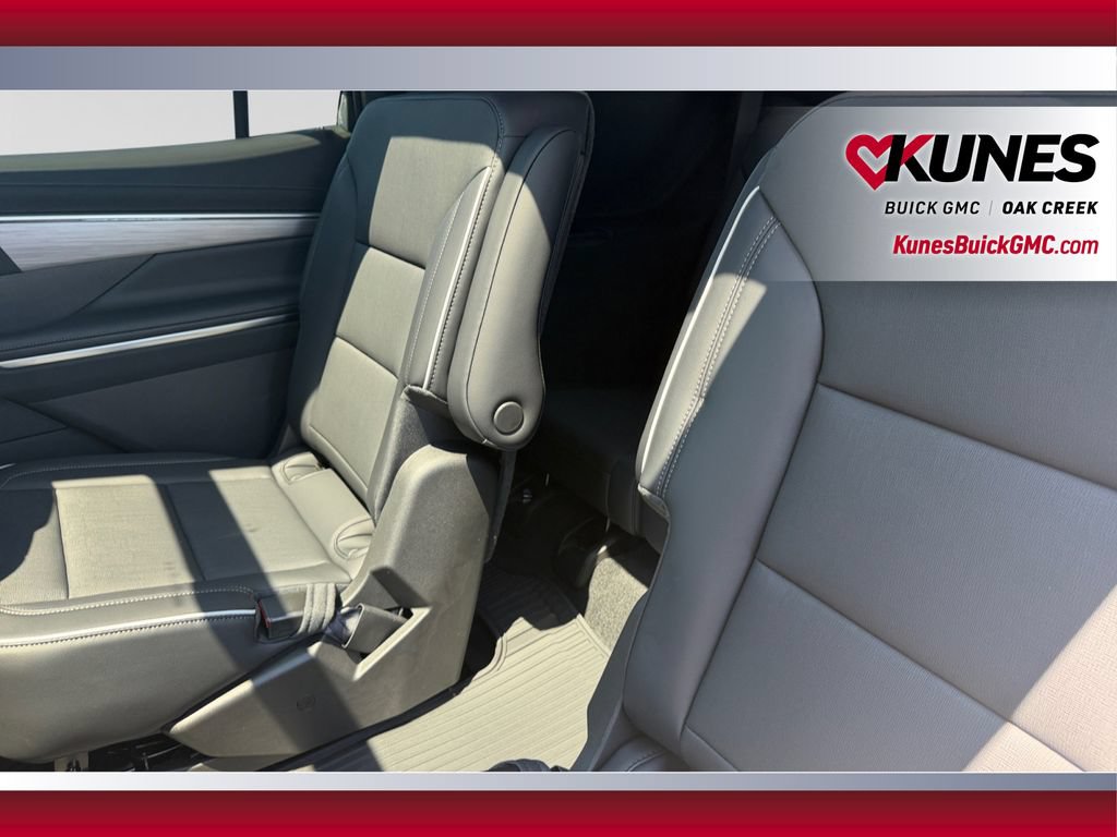 New 2026 Buick Enclave Preferred w/ Power Package AWD/4WD image 33