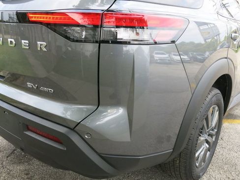 Used 2024 Nissan Pathfinder SV w/ Cargo Package image 39