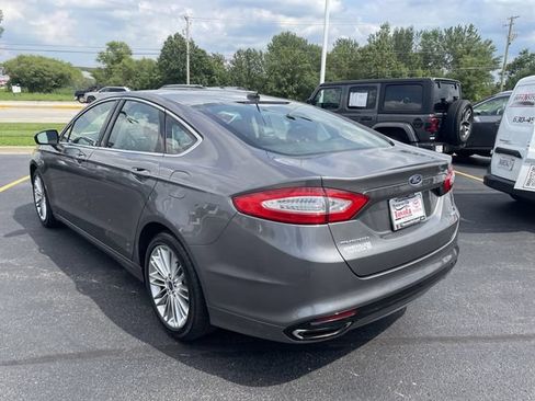 Used 2014 Ford Fusion SE w/ Equipment Group 202A FWD image 31