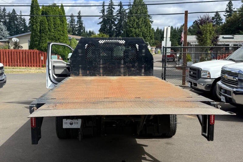 Used 2021 Ford F550 4x4 Regular Cab Super Duty image 6