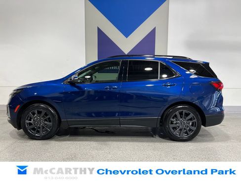 Used 2022 Chevrolet Equinox RS w/ RS Leather Package FWD image 8