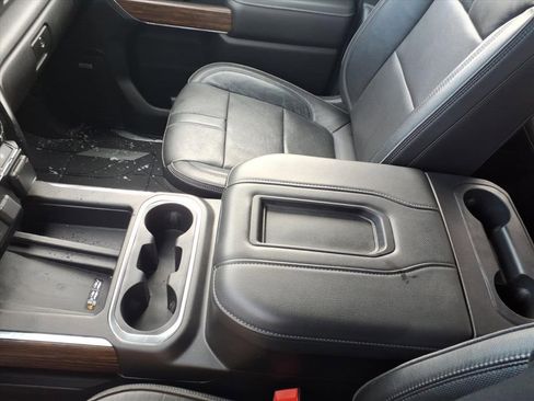 Used 2020 Chevrolet Silverado 1500 High Country image 13