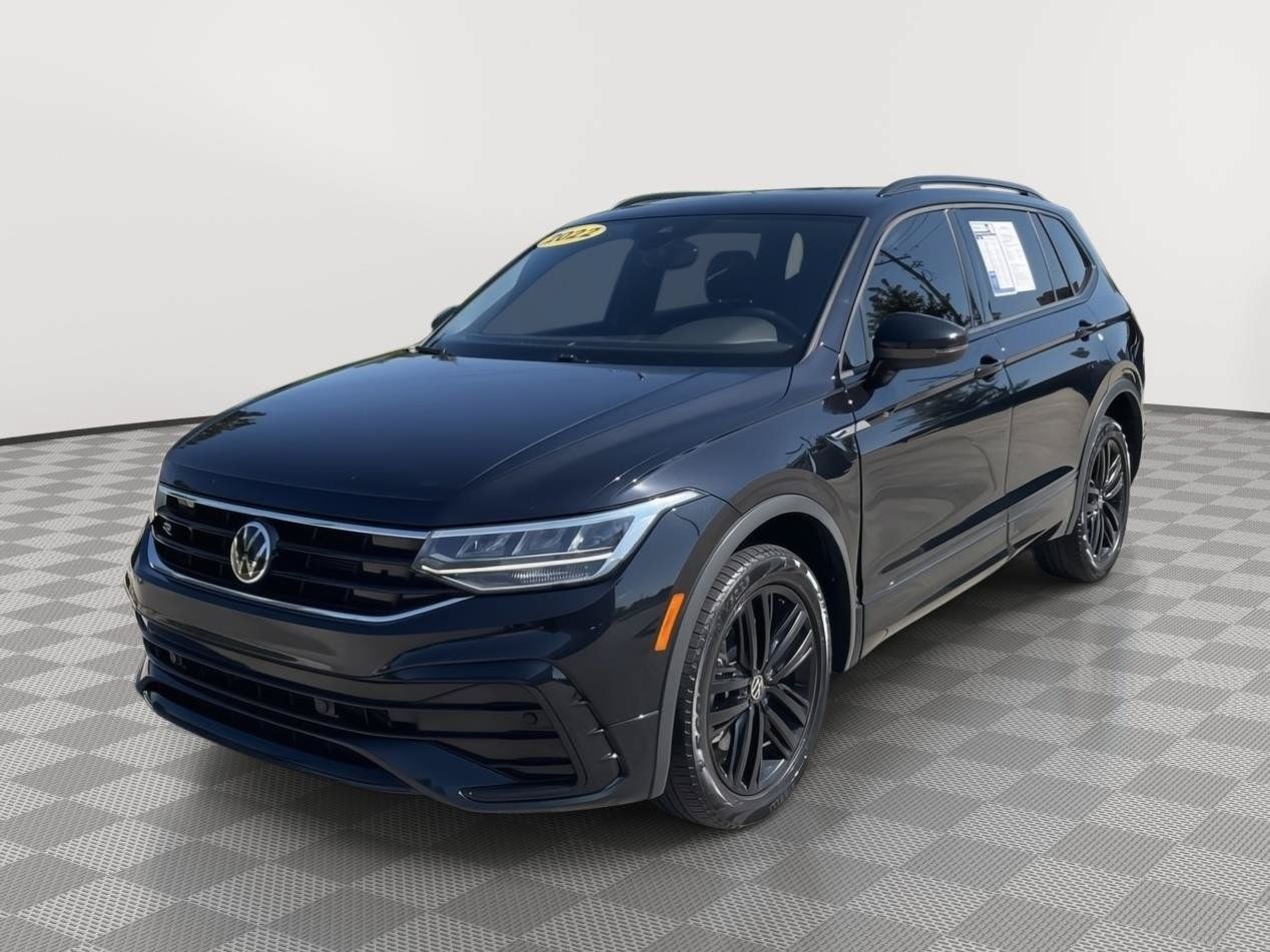 Used 2022 Volkswagen Tiguan SE R-Line AWD/4WD image 11