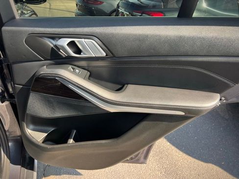 Used 2019 BMW X5 xDrive40i w/ Convenience Package image 25