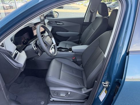 New 2026 Audi Q3 quattro 2.0T AWD/4WD image 5