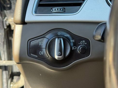 Used 2016 Audi A4 2.0T Premium Plus w/ Technology Package image 17