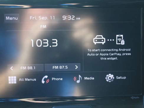Certified 2023 Kia Sorento LX FWD image 39