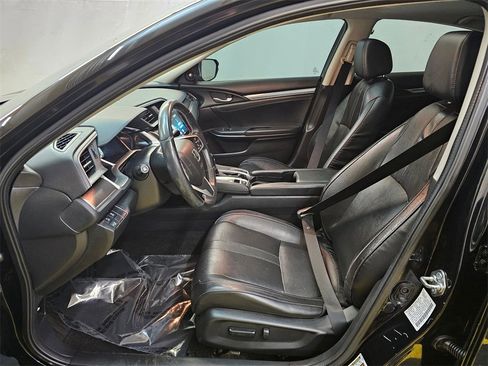 Used 2016 Honda Civic Touring image 21