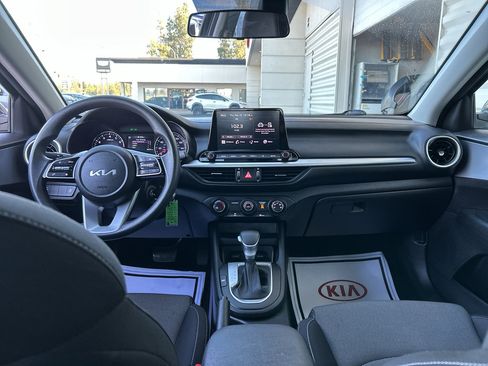 Certified 2023 Kia Forte LXS image 15