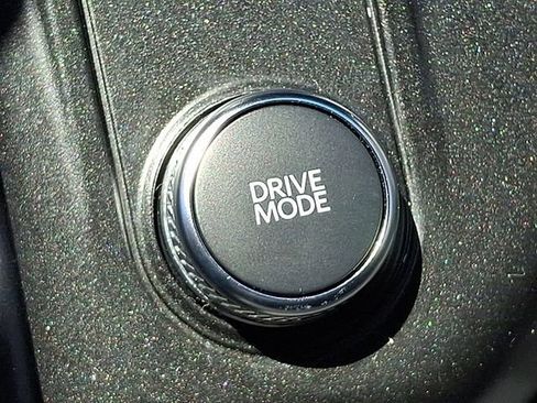Used 2025 Ford Explorer ST AWD/4WD image 26
