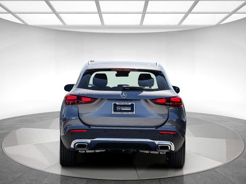 Certified 2025 Mercedes-Benz GLA 250 image 3