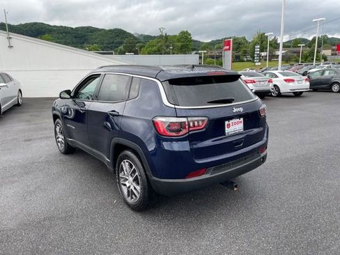 Used 2020 Jeep Compass Latitude FWD image 6
