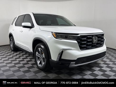 Used 2025 Honda Pilot EX-L image 1