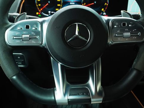 Used 2023 Mercedes-Benz GLB 35 AMG 4MATIC image 18