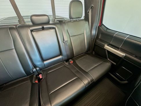 Used 2018 Ford F150 Lariat w/ Equipment Group 502A Luxury image 14