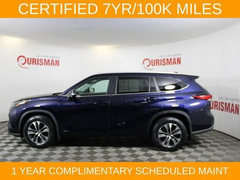 Used 2023 Toyota Highlander XLE AWD/4WD image 4