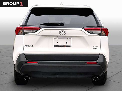Certified 2025 Toyota RAV4 XLE AWD/4WD image 5