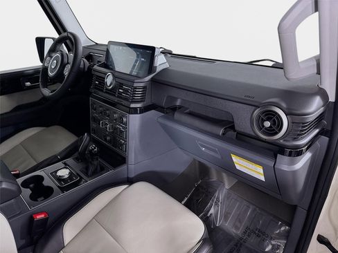 Used 2025 INEOS Grenadier AWD/4WD image 28