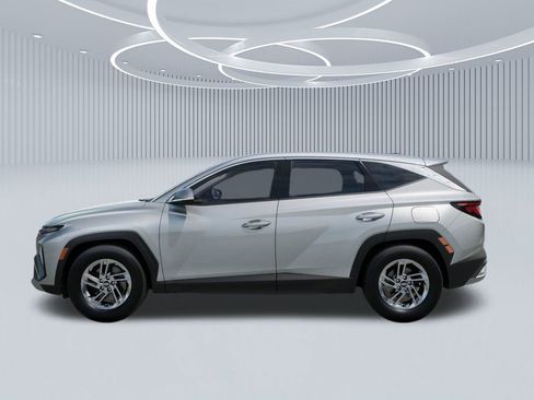 New 2026 Hyundai Tucson SE image 3