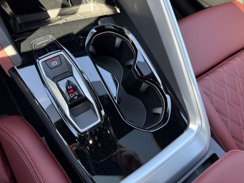 New 2025 Audi SQ5 Premium Plus image 18
