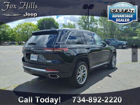 Certified 2023 Jeep Grand Cherokee Summit AWD/4WD image 9