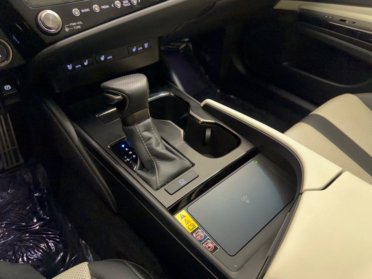 Used 2024 Lexus ES 350 F Sport FWD image 21