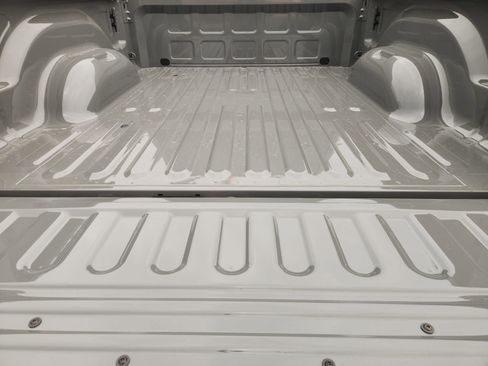 New 2026 RAM 2500 Tradesman AWD/4WD image 24