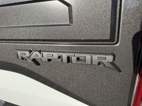 Used 2017 Ford F150 Raptor w/ Equipment Group 802A Luxury image 5