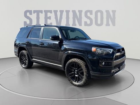 Used 2019 Toyota 4Runner Limited AWD/4WD image 7