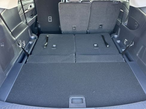 New 2026 Ford Explorer Active w/ Active Comfort Package RWD image 13