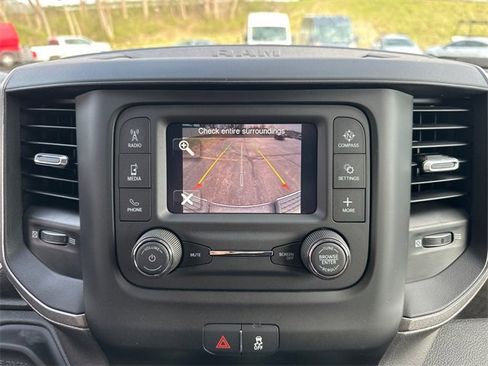 Used 2024 RAM 2500 Tradesman w/ Chrome Appearance Group image 51