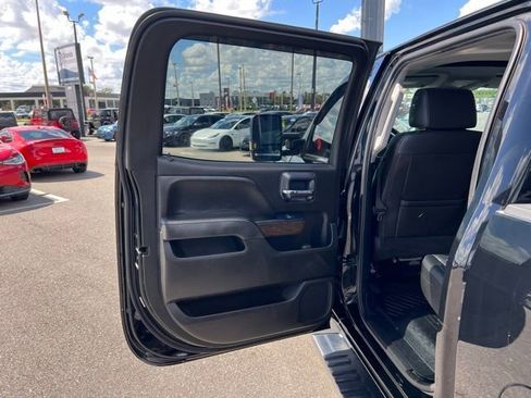 Used 2018 GMC Sierra 2500 Denali image 37