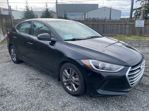 Used 2017 Hyundai Elantra SE FWD image 1