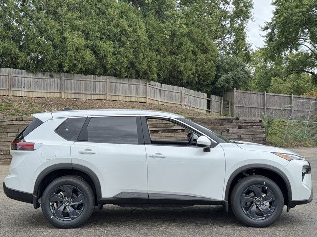 New 2026 Nissan Rogue SV w/ Cold Weather Package AWD/4WD image 4