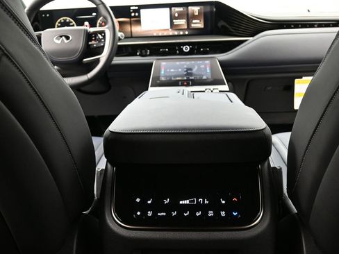 New 2026 INFINITI QX80 4WD w/ Sport Exterior Package image 14